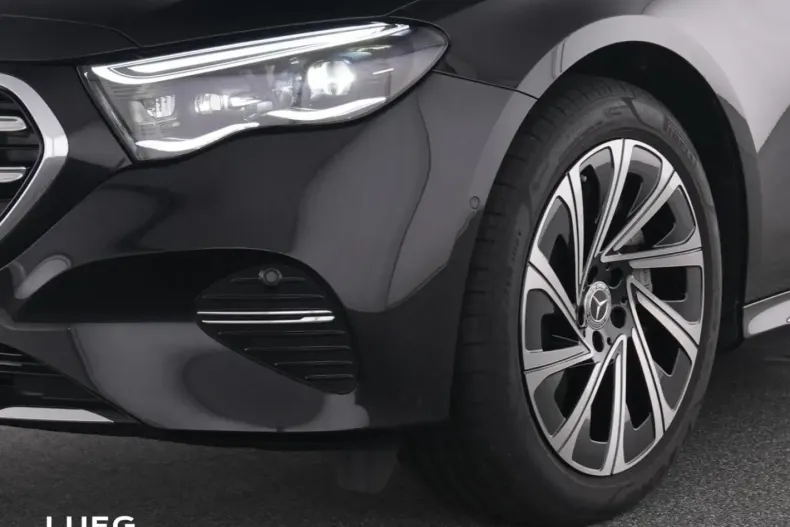 Mercedes-Benz E 300 (Clasa E) din 2024 cu 16.471 km - oferta MER196079 - foto 9