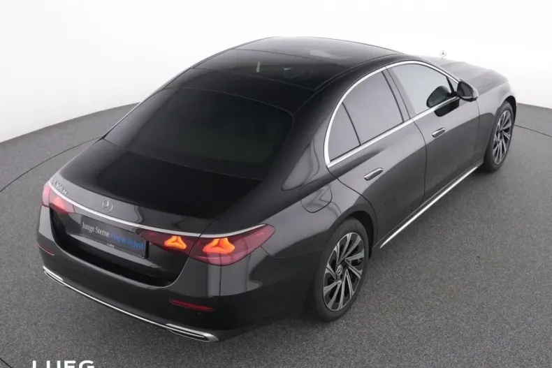 Mercedes-Benz E 300 (Clasa E) din 2024 cu 16.471 km - oferta MER196079 - foto 19