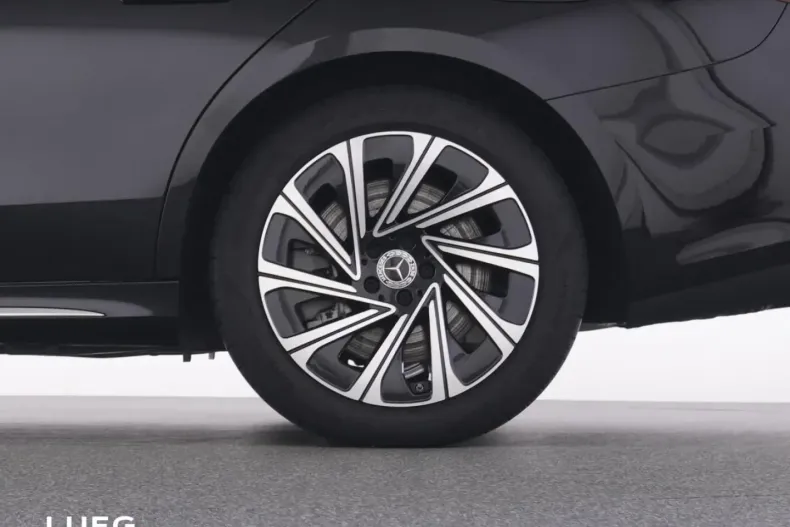 Mercedes-Benz E 300 (Clasa E) din 2024 cu 16.471 km - oferta MER196079 - foto 21