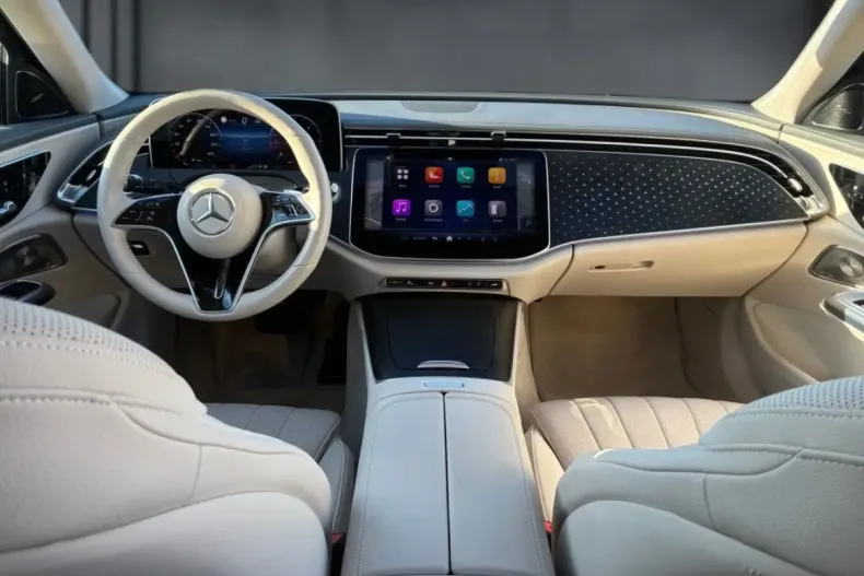 Mercedes-Benz E 220 (Clasa E) din 2024 cu 37.268 km - oferta MER196080 - foto 13