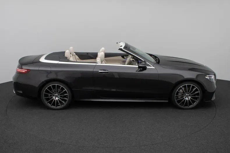 Mercedes-Benz E 220 (Clasa E) din 2023 cu 28.000 km - oferta MER196081 - foto 5