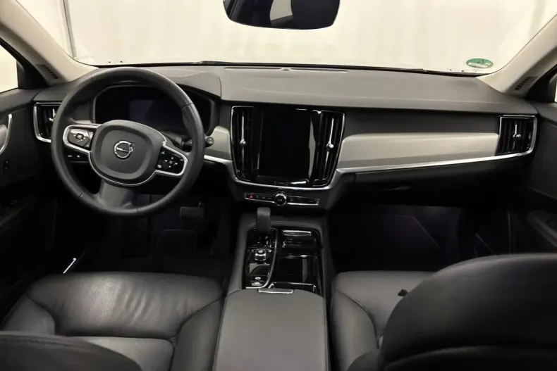 Volvo V90 din 2022 cu 87.017 km - oferta VOL196082 - foto 3