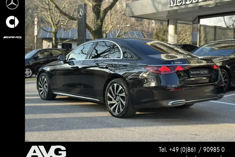 Mercedes-Benz E 300 (Clasa E) din 2024 cu 55.410 km - oferta MER196084 - foto 10