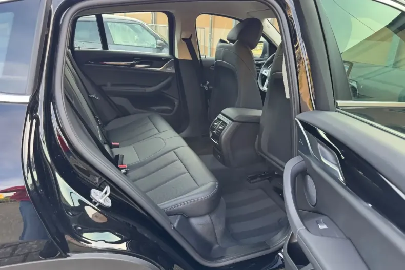 BMW X4 (Seria X) din 2023 cu 63.400 km - oferta BMW196088 - foto 21
