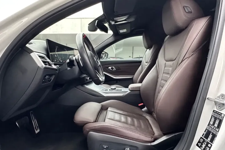 BMW M340d (Seria 3) din 2024 cu 9.814 km - oferta BMW196091 - foto 12