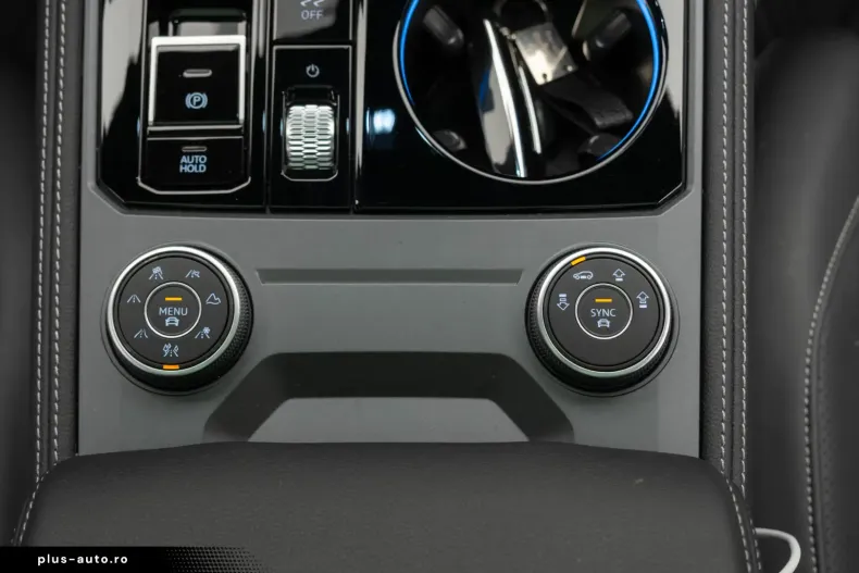 Volkswagen Touareg din 2025 cu 20.000 km - oferta VOL196096 - foto 18