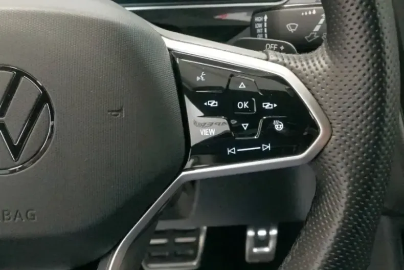 Volkswagen Tiguan din 2022 cu 74.452 km - oferta VOL196099 - foto 12
