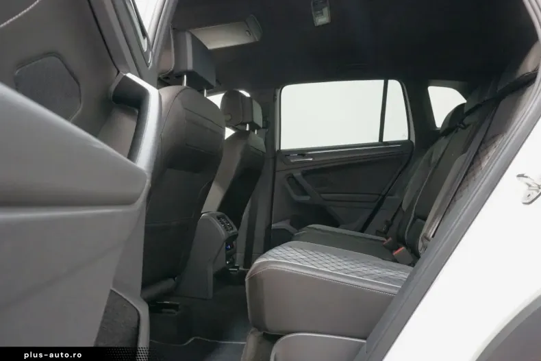 Volkswagen Tiguan din 2022 cu 74.452 km - oferta VOL196099 - foto 18