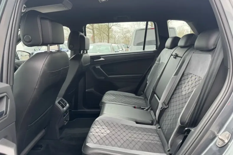 Volkswagen Tiguan din 2022 cu 63.845 km - oferta VOL196100 - foto 10