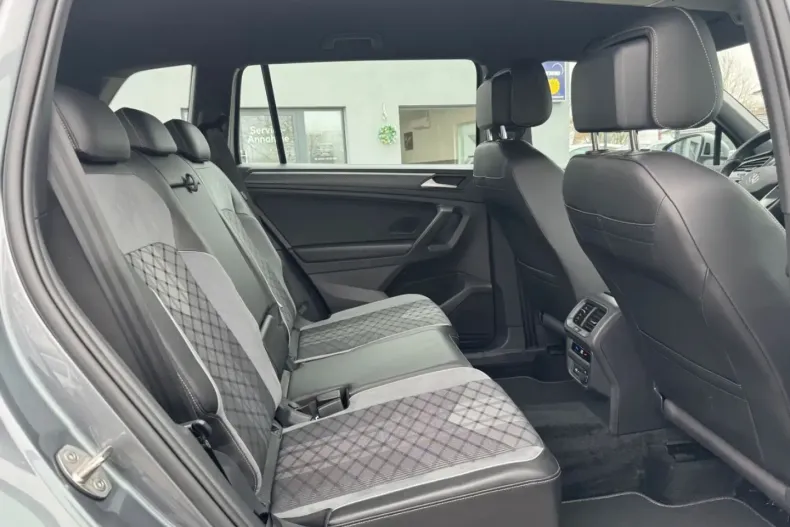 Volkswagen Tiguan din 2022 cu 63.845 km - oferta VOL196100 - foto 11