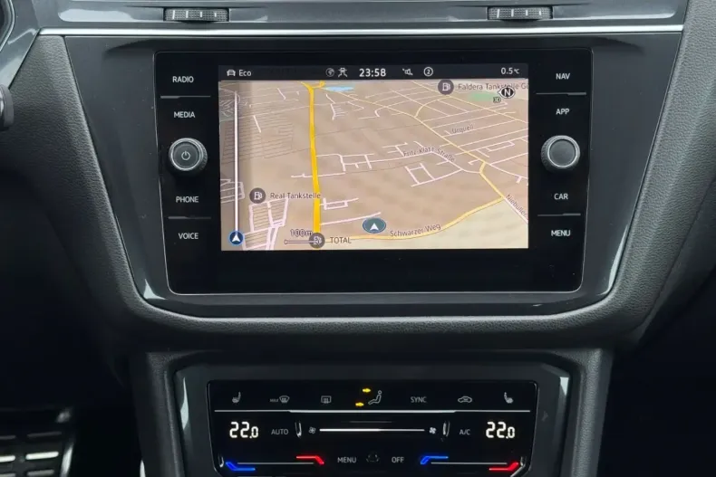 Volkswagen Tiguan din 2022 cu 63.845 km - oferta VOL196100 - foto 16