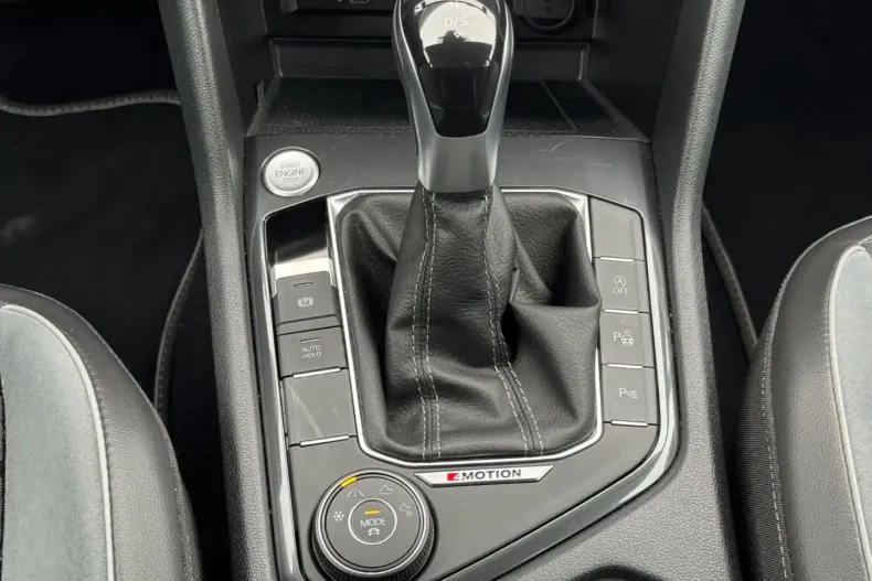 Volkswagen Tiguan din 2022 cu 63.845 km - oferta VOL196100 - foto 18