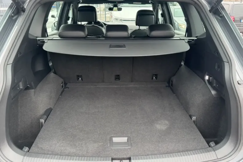 Volkswagen Tiguan din 2022 cu 63.845 km - oferta VOL196100 - foto 21