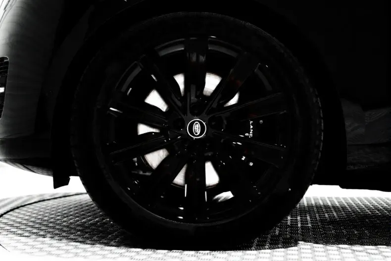 Land Rover Range Rover din 2025 cu 28 km - oferta LAN196103 - foto 8