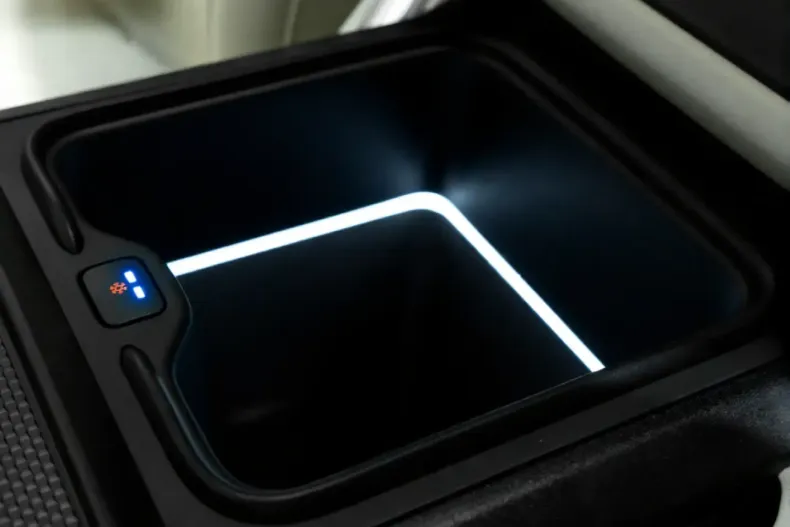 Land Rover Range Rover din 2025 cu 28 km - oferta LAN196103 - foto 12