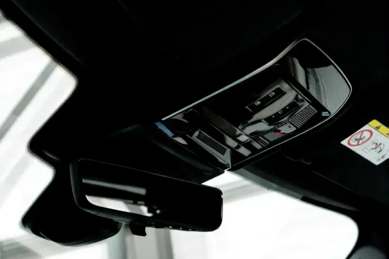 Land Rover Range Rover din 2025 cu 28 km - oferta LAN196103 - foto 20