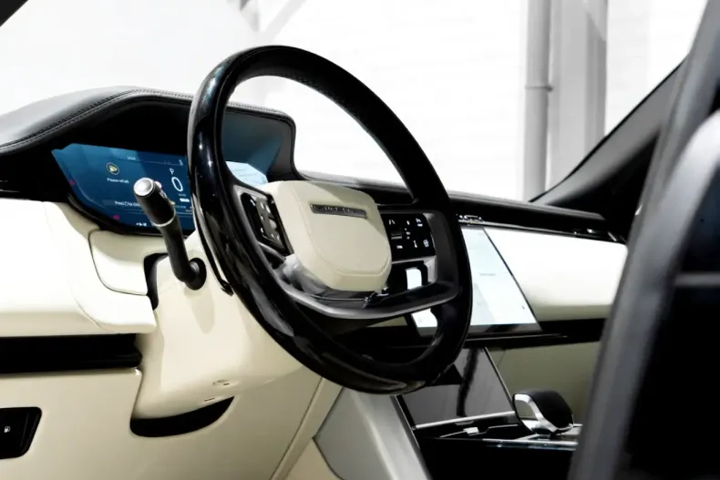 Land Rover Range Rover din 2025 cu 28 km - oferta LAN196103 - foto 23