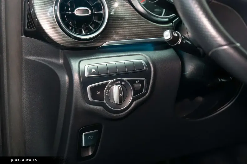 Mercedes-Benz V 300 (Clasa V) din 2022 cu 71.500 km - oferta MER196105 - foto 13