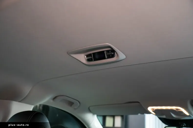 Mercedes-Benz V 300 (Clasa V) din 2022 cu 71.500 km - oferta MER196105 - foto 25