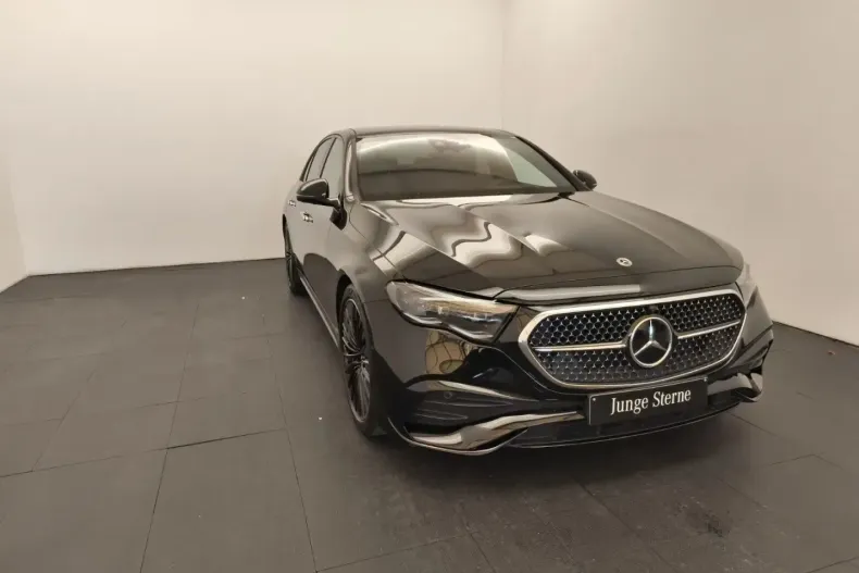 Mercedes-Benz E 200 (Clasa E) din 2025 cu 10.600 km - oferta MER196107 - foto 2