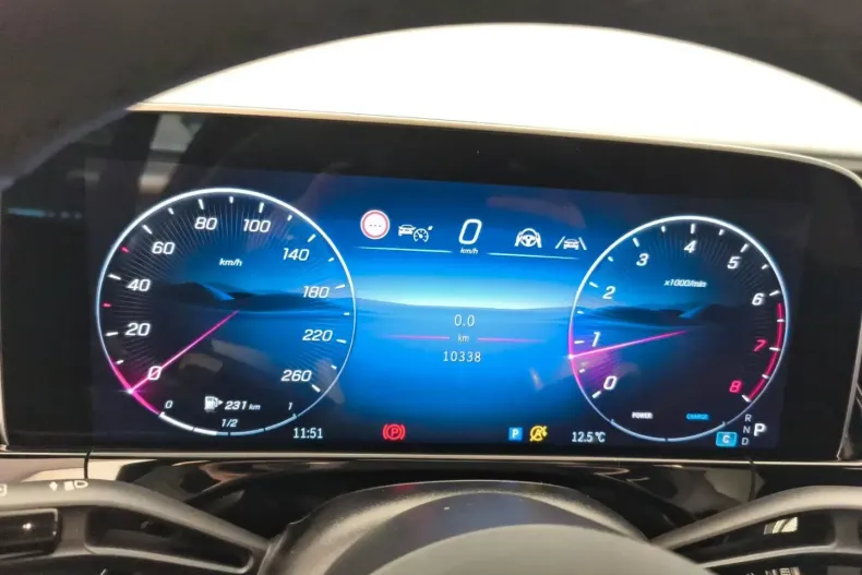 Mercedes-Benz E 200 (Clasa E) din 2025 cu 10.600 km - oferta MER196107 - foto 13