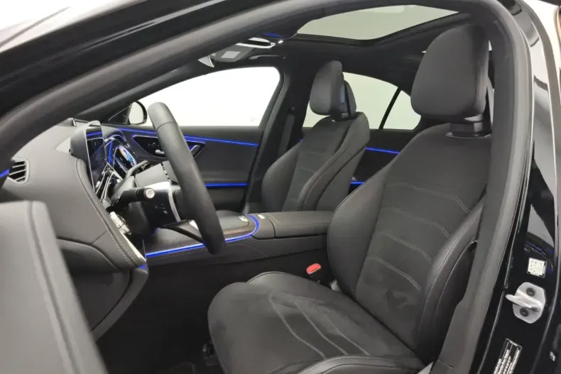 Mercedes-Benz E 200 (Clasa E) din 2025 cu 10.600 km - oferta MER196107 - foto 19