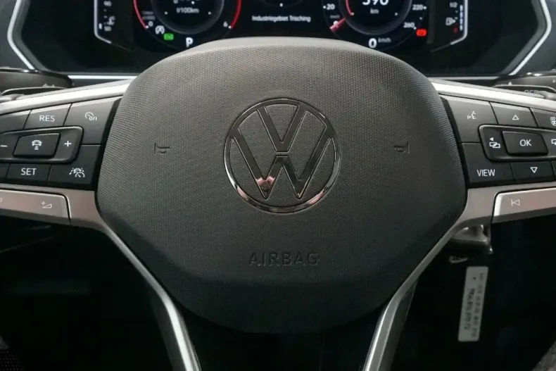 Volkswagen Tiguan din 2022 cu 46.630 km - oferta VOL196108 - foto 13