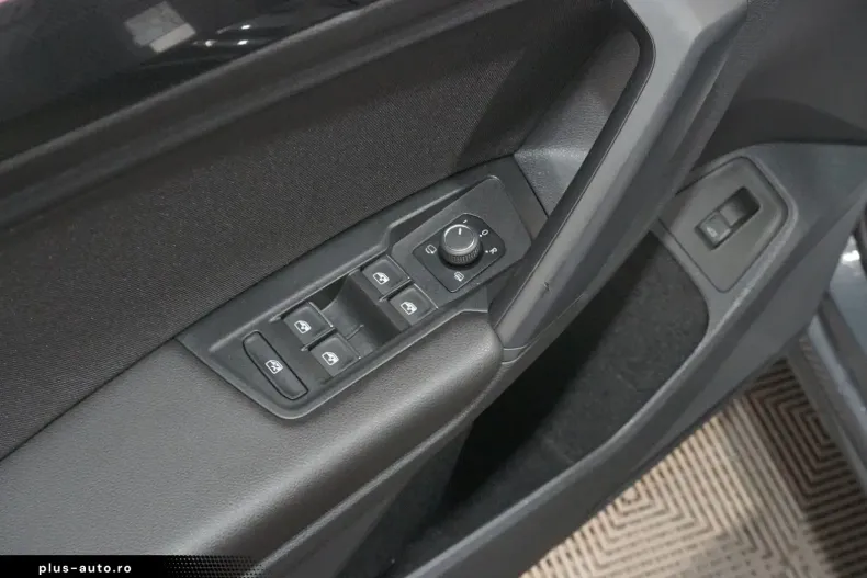 Volkswagen Tiguan din 2022 cu 46.630 km - oferta VOL196108 - foto 18