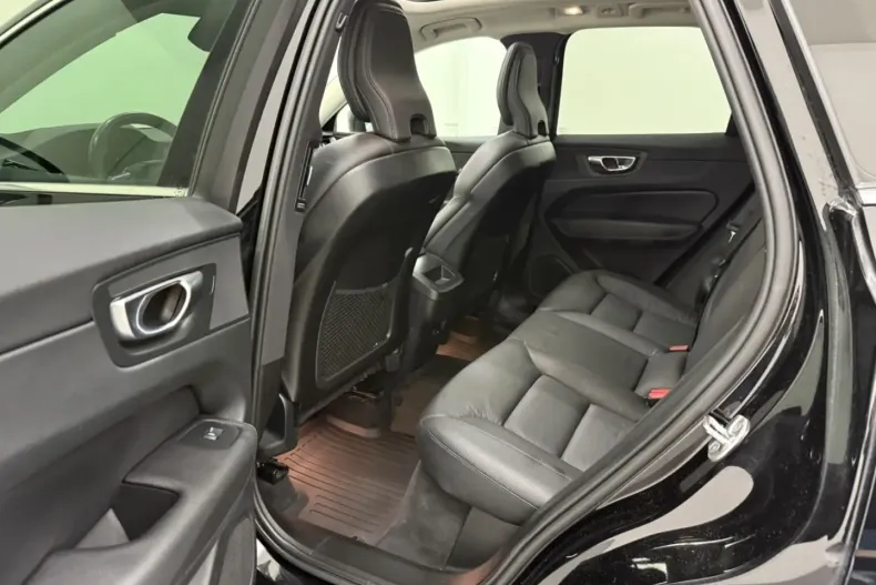 Volvo XC60 din 2022 cu 145.800 km - oferta VOL196109 - foto 11