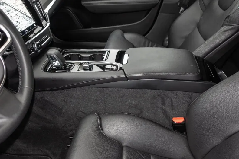 Volvo V90 din 2022 cu 75.365 km - oferta VOL196110 - foto 14