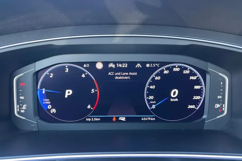 Volkswagen Tiguan din 2024 cu 42.580 km - oferta VOL196112 - foto 12