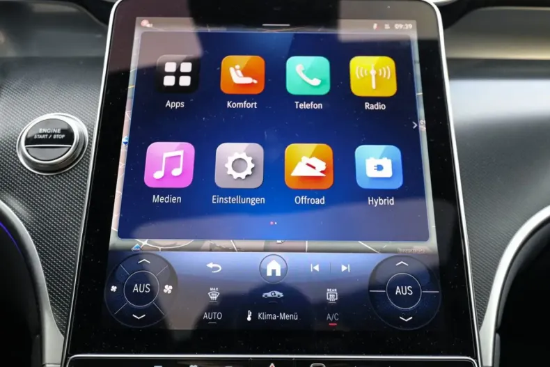 Mercedes-Benz GLC 300 (Clasa GLC) din 2025 cu 17.500 km - oferta MER196113 - foto 8