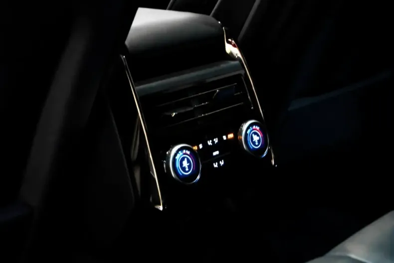 Land Rover Range Rover Sport din 2025 cu 2.595 km - oferta LAN196116 - foto 22