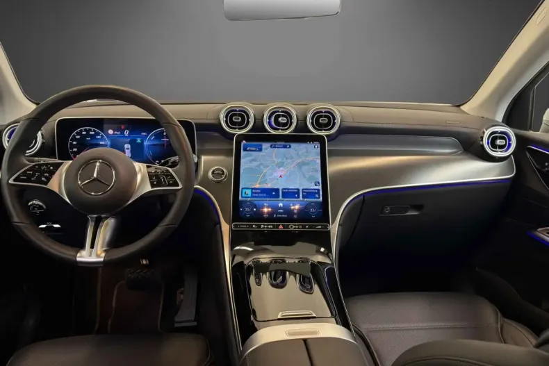 Mercedes-Benz GLC 300 (Clasa GLC) din 2025 cu 9.770 km - oferta MER196117 - foto 16