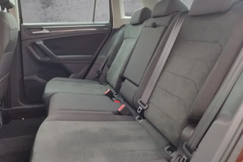 Volkswagen Tiguan din 2021 cu 84.500 km - oferta VOL196120 - foto 12