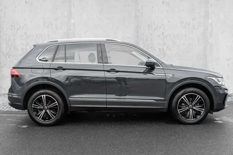 Volkswagen Tiguan din 2021 cu 57.405 km - oferta VOL196121 - foto 4