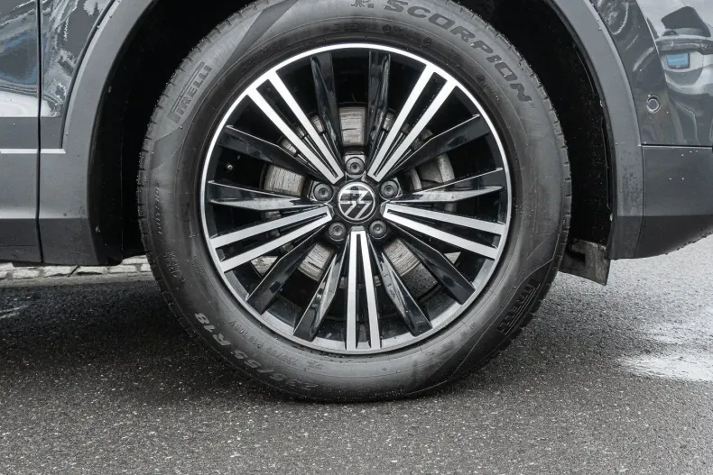Volkswagen Tiguan din 2021 cu 57.405 km - oferta VOL196121 - foto 6