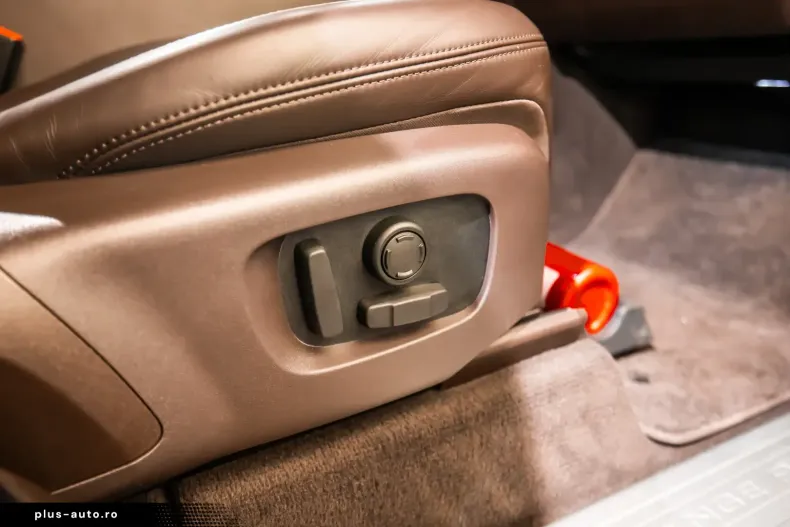 Land Rover Range Rover din 2021 cu 84.221 km - oferta LAN196122 - foto 15