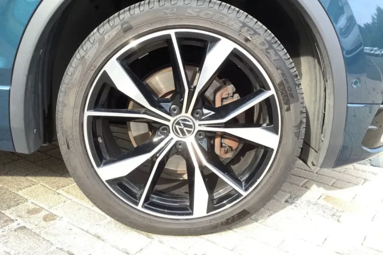 Volkswagen Tiguan din 2021 cu 68.180 km - oferta VOL196123 - foto 6