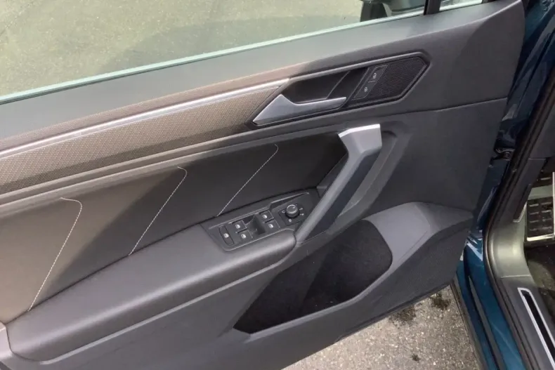 Volkswagen Tiguan din 2021 cu 68.180 km - oferta VOL196123 - foto 8