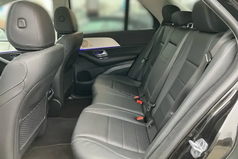 Mercedes-Benz GLE 450 (Clasa GLE) din 2025 cu 25.000 km - oferta MER196128 - foto 10