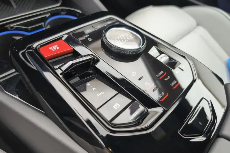 BMW M5 (Seria 5) din 2025 cu 20.597 km - oferta BMW196130 - foto 11