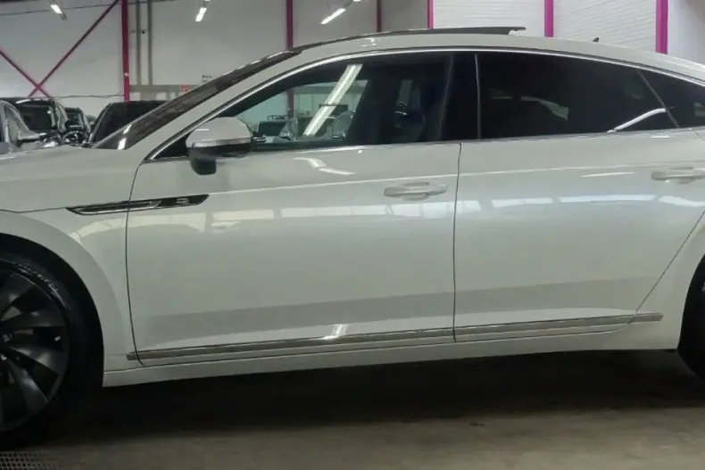 Volkswagen Arteon din 2021 cu 71.825 km - oferta VOL196134 - foto 2