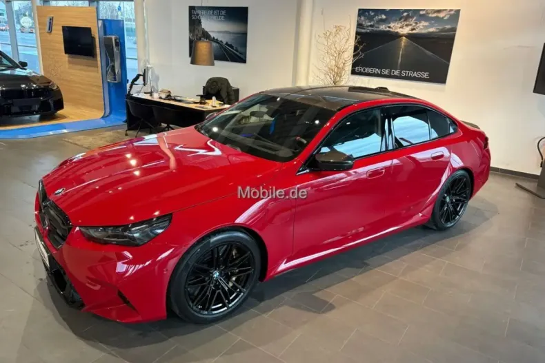 BMW M5 (Seria 5) din 2025 cu 14.600 km - oferta BMW196135 - foto 1