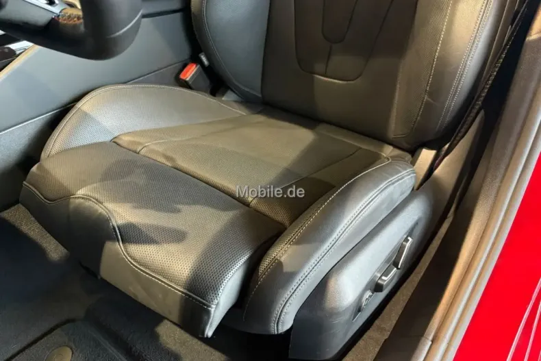BMW M5 (Seria 5) din 2025 cu 14.600 km - oferta BMW196135 - foto 12
