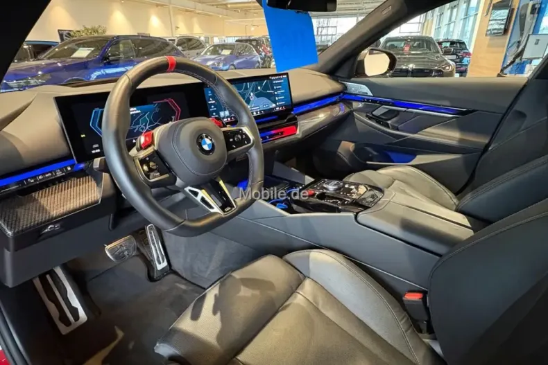 BMW M5 (Seria 5) din 2025 cu 14.600 km - oferta BMW196135 - foto 17