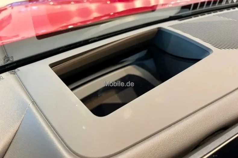 BMW M5 (Seria 5) din 2025 cu 14.600 km - oferta BMW196135 - foto 24