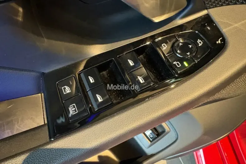 BMW M5 (Seria 5) din 2025 cu 14.600 km - oferta BMW196135 - foto 26