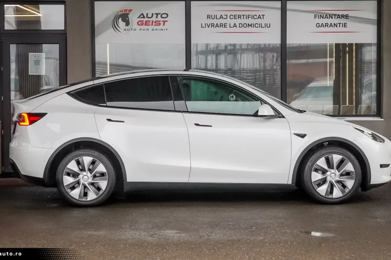 Tesla Model Y din 2022 cu 69.000 km - oferta TES196144 - foto 5