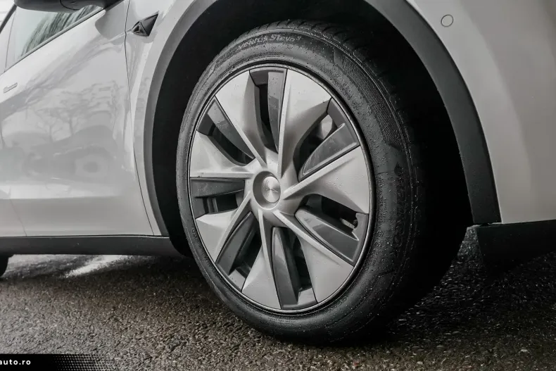 Tesla Model Y din 2022 cu 69.000 km - oferta TES196144 - foto 31